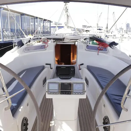 Hotel en barco Mar Y Tierra Cisco 2